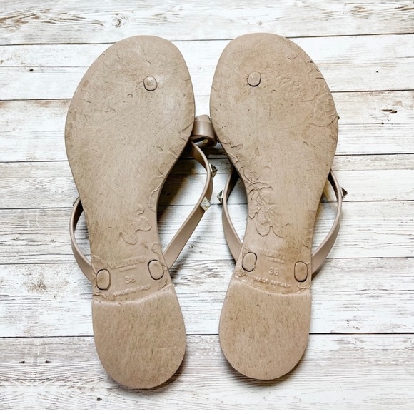Valentino Rubber Rockstud Thong Sandal Poudre Size 38 US 8 - Picture 6 of 9